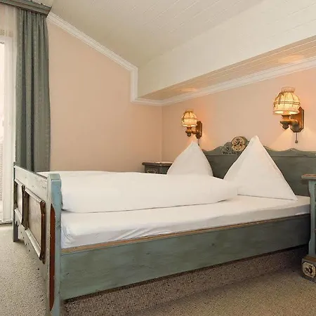 Hotel Weisses Rossl