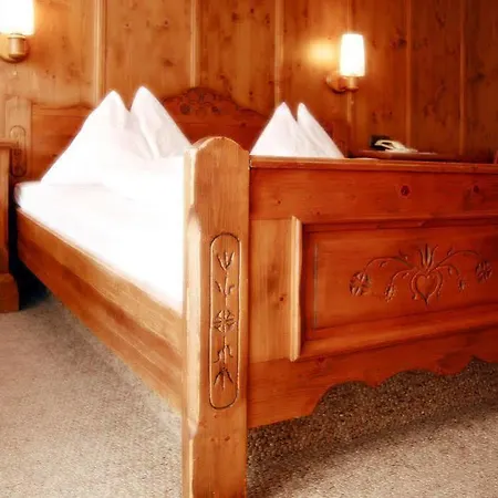 Hotel Weisses Rossl Abtenau